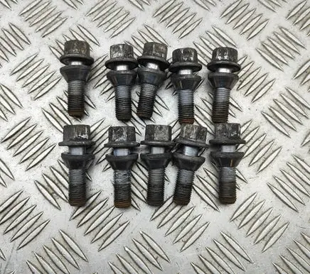 BMW X3 G01 Nuts/bolts 31423735