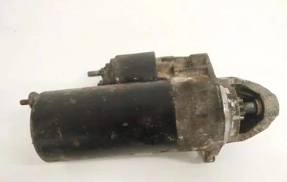 Audi A8 S8 D2 4D Starter motor 1005821723