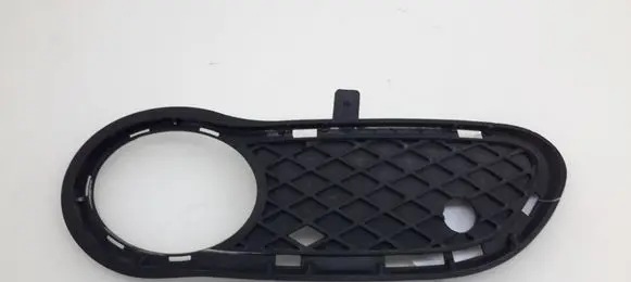 Mercedes-Benz CLC CL203 Front bumper lower grill A2038850923