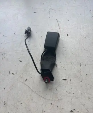Dacia Spring Rear seatbelt buckle
