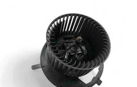 Heater fan/blower