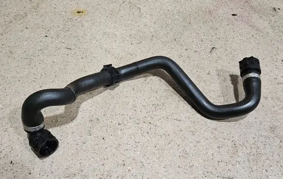 Mercedes-Benz E W214 Engine coolant pipe/hose A2548300602