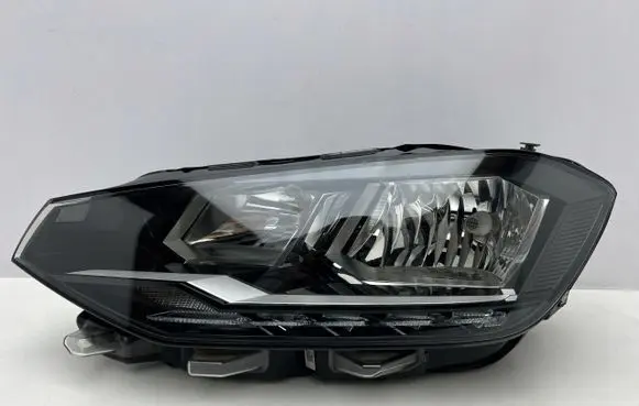 Volkswagen Golf Sportsvan Headlight/headlamp 517941005D