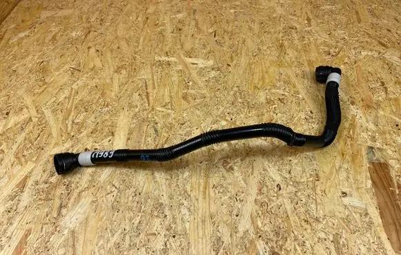 Tesla Model 3 Engine coolant pipe/hose 107758900E