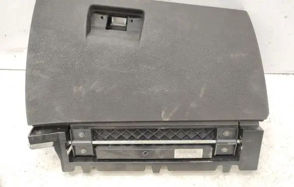 BMW X3 E83 Glove box 7056000 00076124721