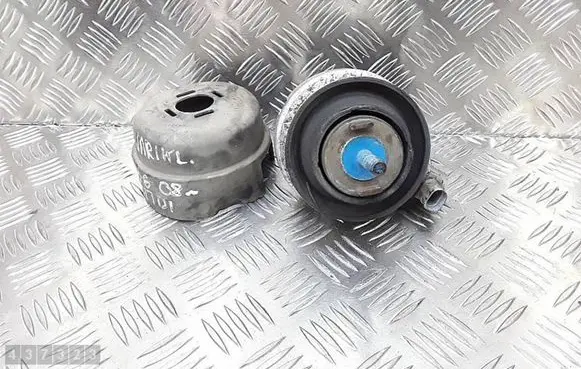 Audi A6 S6 C6 4F Engine mount bracket 4F0199379L