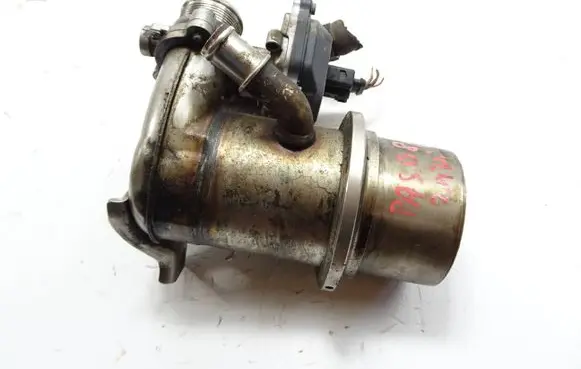 Volkswagen PASSAT B8 EGR valve 04L131501M A2C96089300