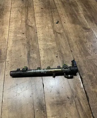Kraftstoffverteiler Einspritzleiste Verteilerrohr