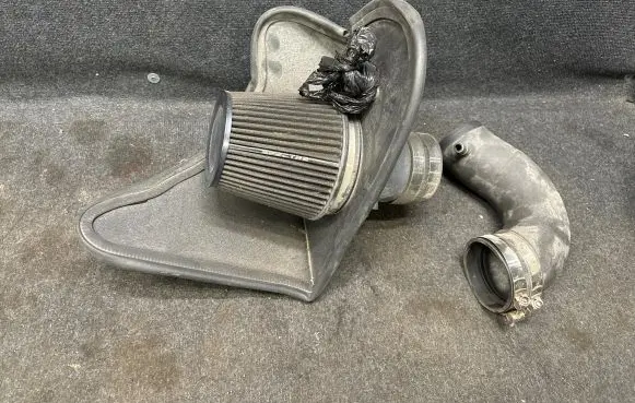 Chevrolet Camaro Air filter 