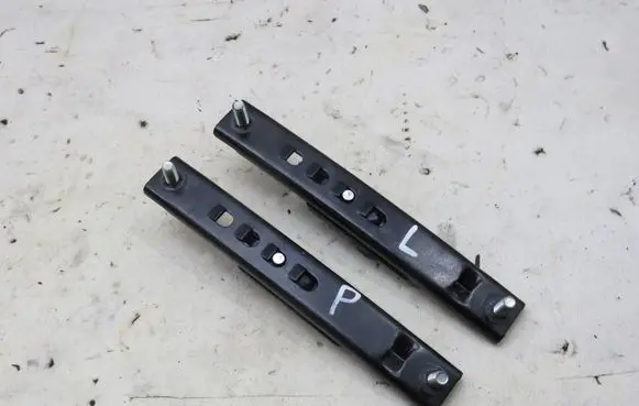 Honda Civic IX Seat belt adjustment rail KRIS235789