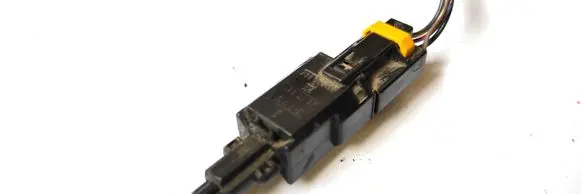 Opel Astra G Brake pedal sensor switch 90508804