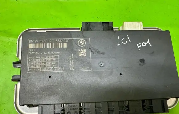 BMW 5 F10 F11 Light module LCM 9313930