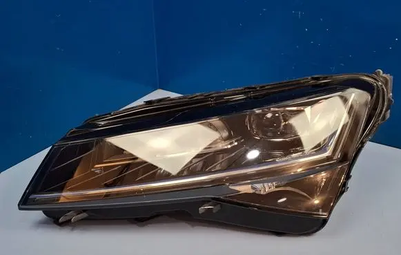 Headlight/headlamp