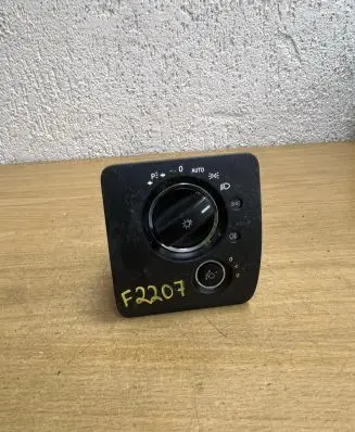 Mercedes-Benz R W251 Light switch A2515452604 F2207
