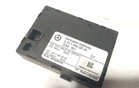 Mercedes-Benz E W211 Gateway control module A2115405645 A2115405745 A2114420000