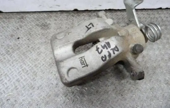 Alfa Romeo 147 Brake caliper pad carrier rear 