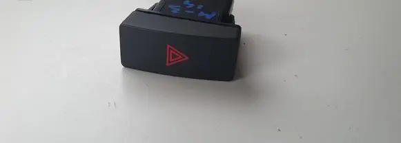 Mazda 3 II Hazard light switch