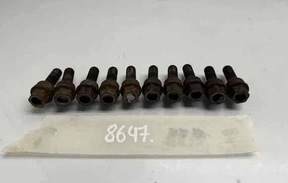 Volkswagen Transporter - Caravelle T6 Nuts/bolts 