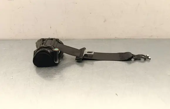 Mercedes-Benz EQC Rear seatbelt A2938602400 2938602400 34134620E