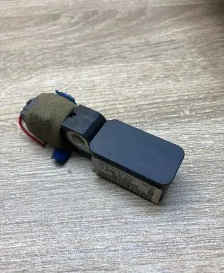 Mazda 6 Airbag deployment crash/impact sensor GJ6A57KC0