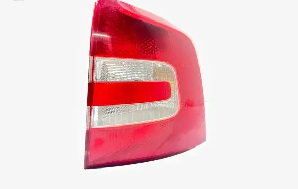 Skoda Octavia Mk2 (1Z) Rear/tail lights 275902