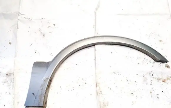 Front arch trim