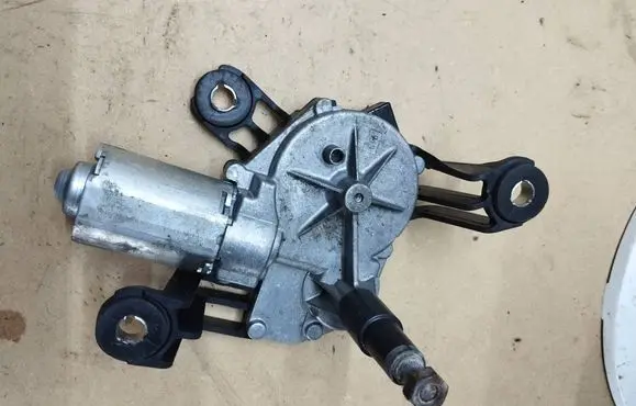 Opel Signum Rear window wiper motor 0390201578 24417605