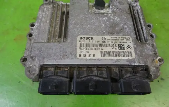 Citroen C4 I Picasso Engine control unit/module ECU 0281012620