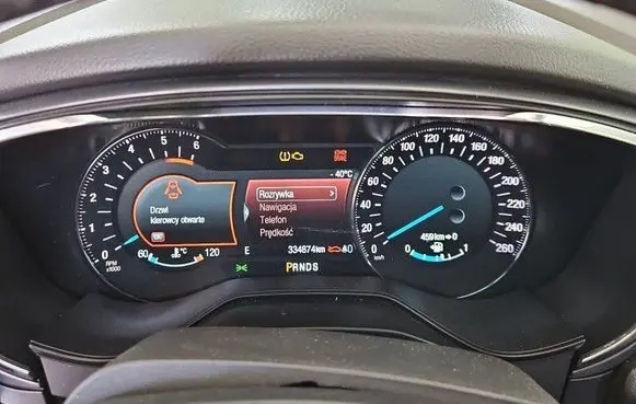 Speedometer (instrument cluster)