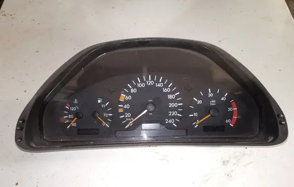 Mercedes-Benz E W210 Speedometer (instrument cluster) 2105401448