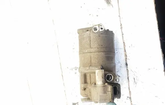Mercedes-Benz C W205 Air conditioning (A/C) compressor (pump) A0008302800 SHS33M4163 00571712568