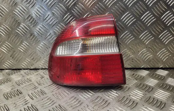 Volvo S40, V40 Rear/tail lights