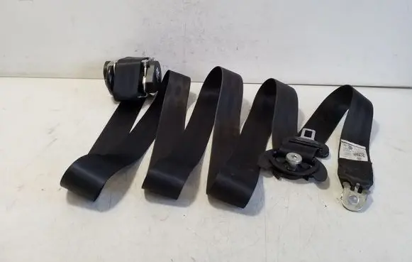 Volkswagen Sharan Front seatbelt 7N2857706