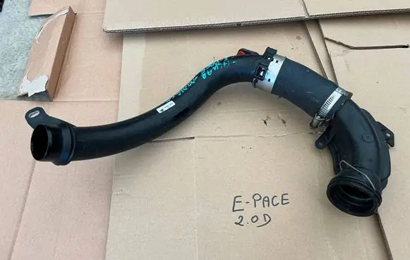 Jaguar E-Pace Intercooler hose/pipe GJ326C782AA
