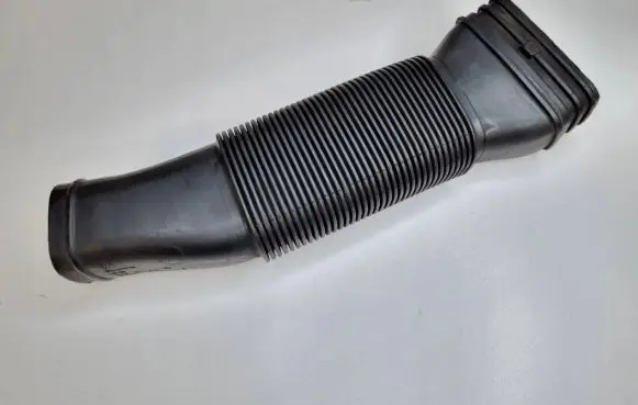 Skoda Rapid (NH) Air intake duct part 6R0129618