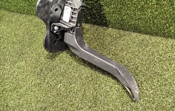 Ford Tourneo Custom Accelerator throttle pedal KK319F836AB