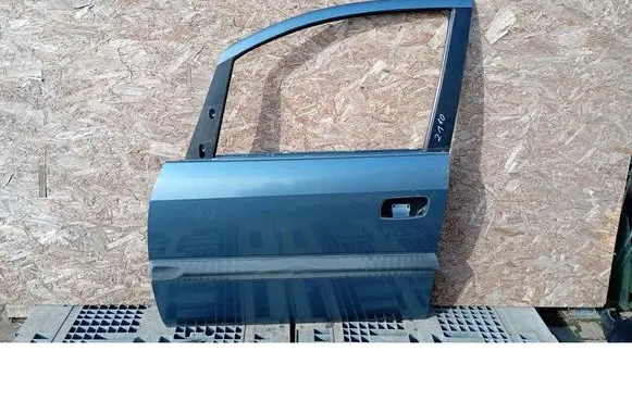 Opel Zafira A Front door 