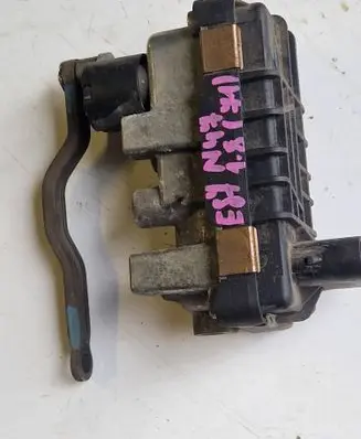 BMW 1 E81 E87 Turbine electric control actuator 6NW009660