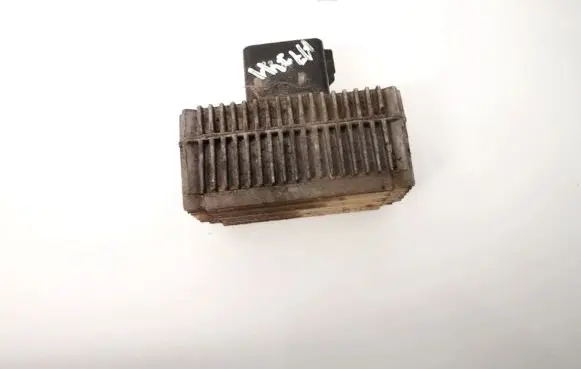 Opel Signum Glow plug pre-heat relay 09132691 51299008