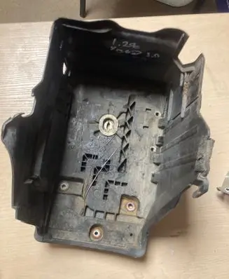 Volvo XC60 Battery box tray 6G9N10757AF