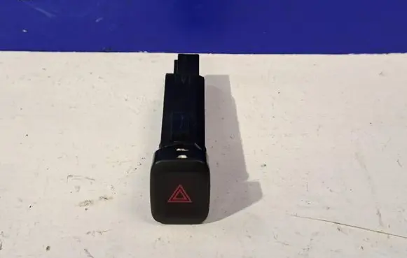 Volvo V60 Hazard light switch 9123681