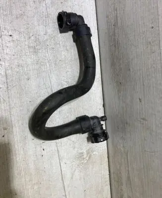 Opel Crossland X Engine coolant pipe/hose