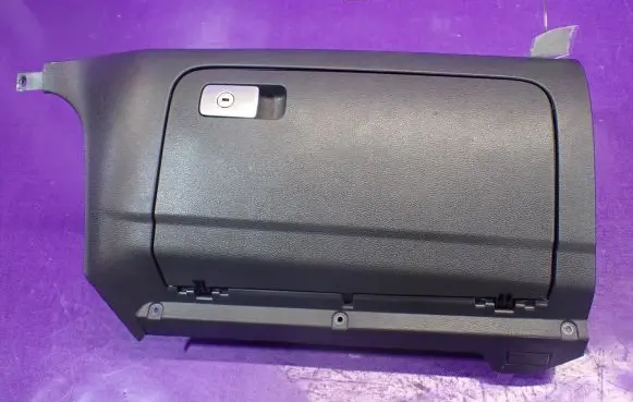 Volkswagen Golf V Glove box 1K1857290