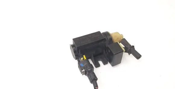 Mercedes-Benz A W169 Turbo solenoid valve A0061536628 70078202