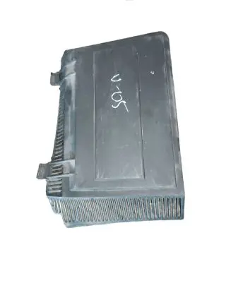 BMW 5 E39 Air filter box cover 8379626