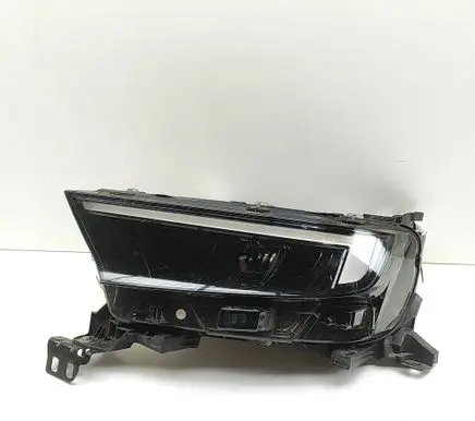 Opel Mokka B Headlight/headlamp 9834008980