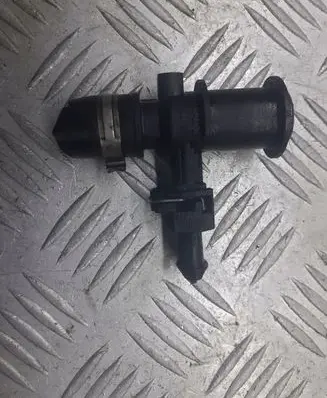 Volvo S60 Breather hose sensor 8445831