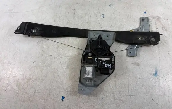 Peugeot 508 Front door window regulator with motor 9688808280