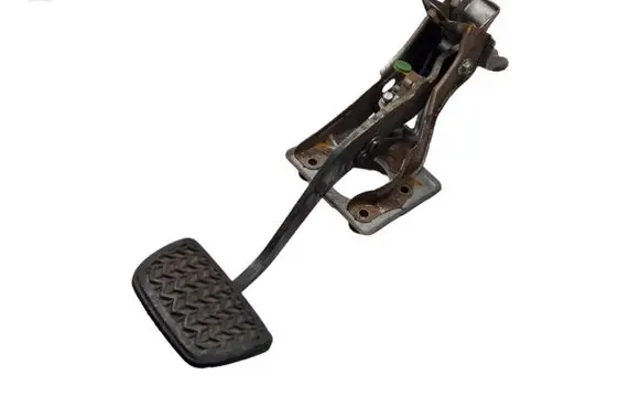 Lexus IS 220D-250-350 Brake pedal 4712150020