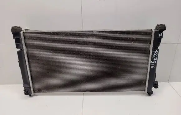 Toyota C-HR I Coolant radiator DT422135-6022